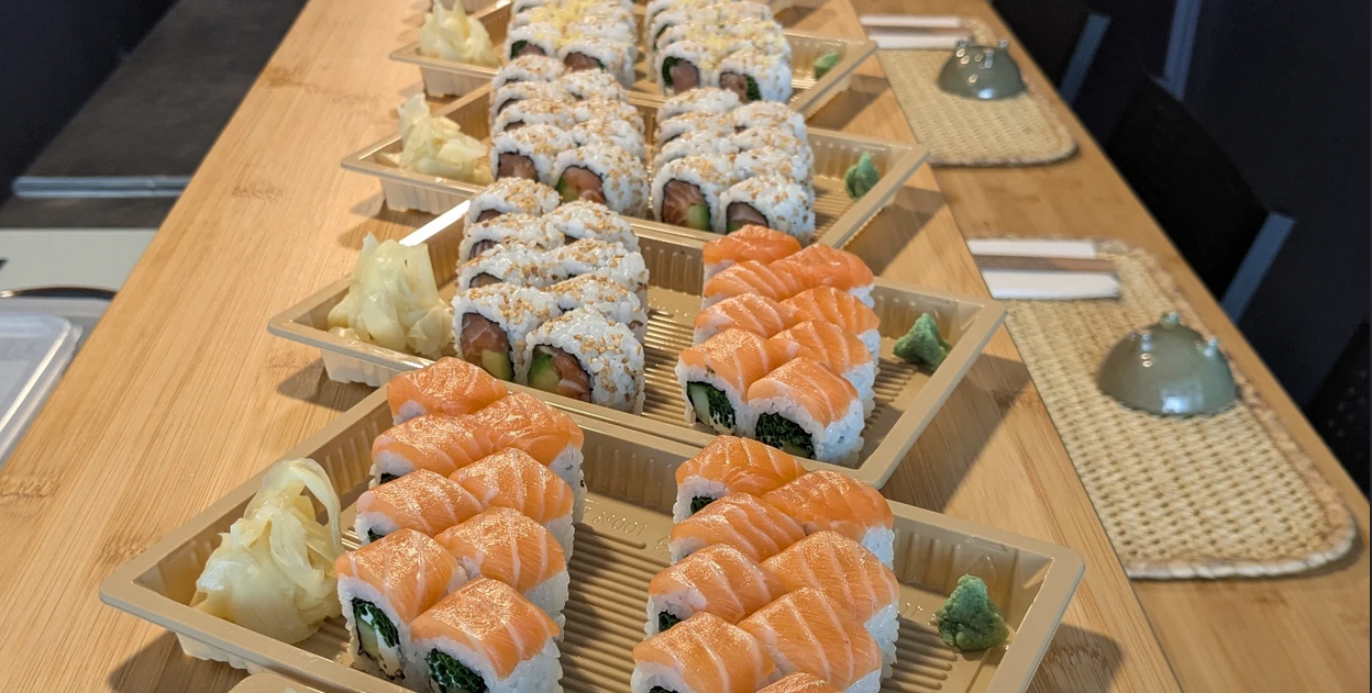 California rolls préparés par Itamae
